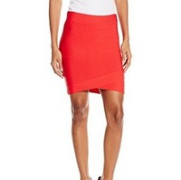 NWT BCBGMAXAZRIA POWER SKIRT L - Picture 1 of 3